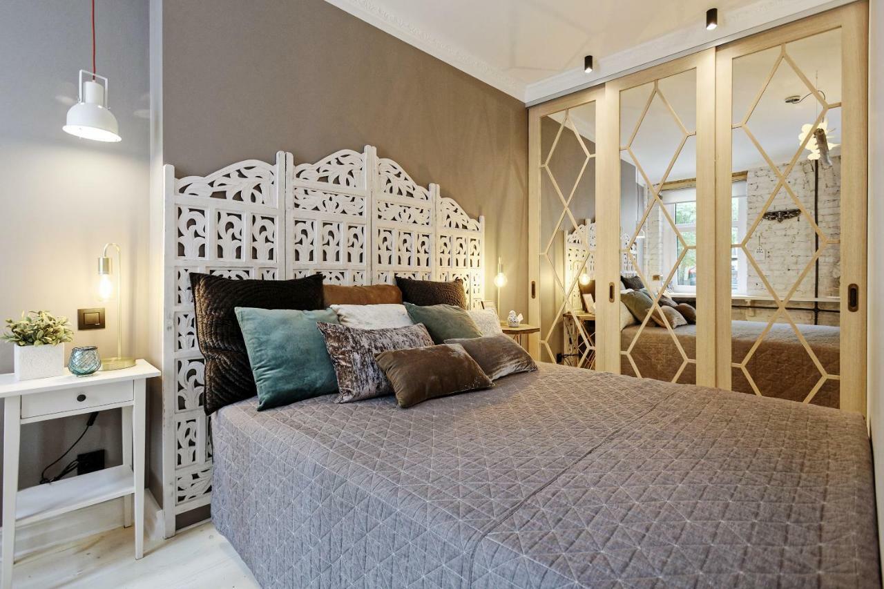 Riga Silent Center Boutique Apt. +Free Parking ภายนอก รูปภาพ