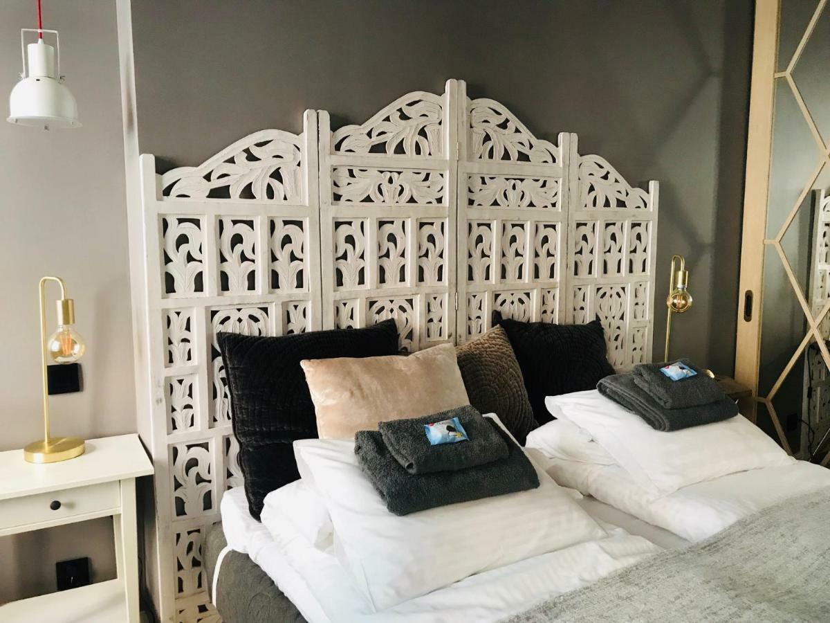 Riga Silent Center Boutique Apt. +Free Parking ภายนอก รูปภาพ